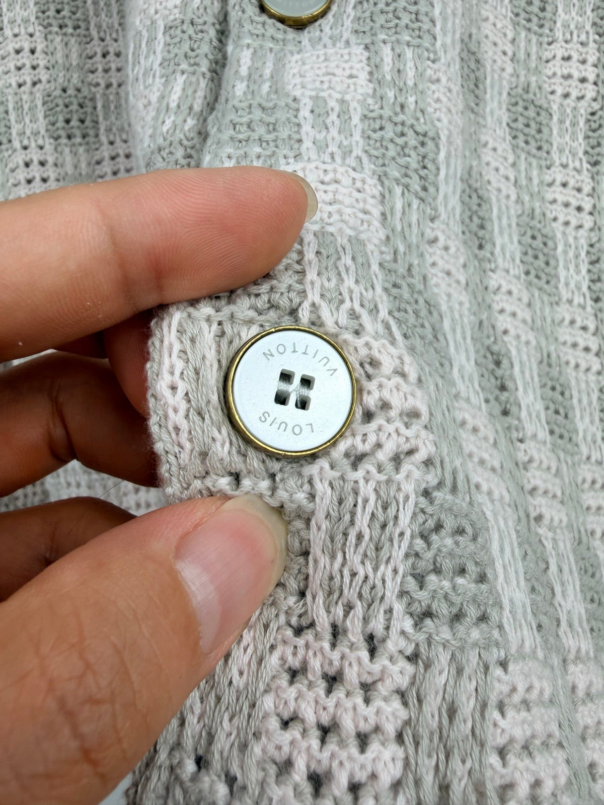 Coarse grid jacquard knitted cardigan sweater jacket